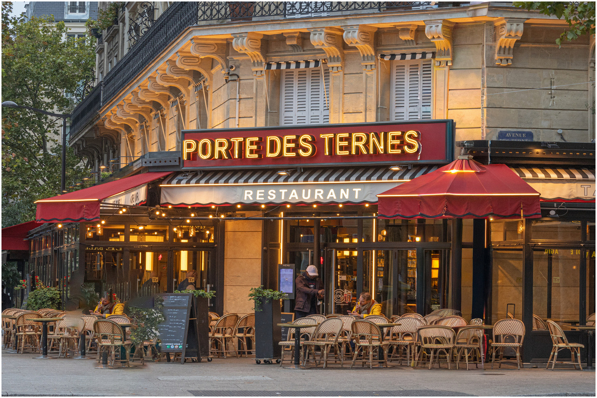 DeCristofaro Janet Parisian Cafe Pictorial   Class B 20260121